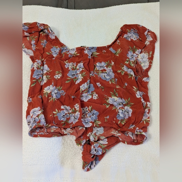 American Eagle Small Floral Tie-Front Crop Top Teen Tween Fall Summer School EUC - Picture 6 of 6